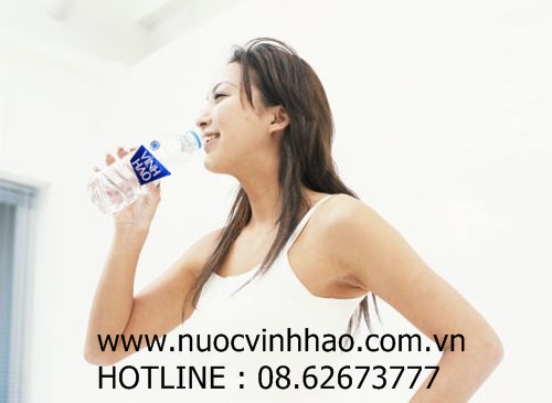 NƯỚC RẤT CẦN CHO CƠ THỂ KHI TRỜI LẠNH